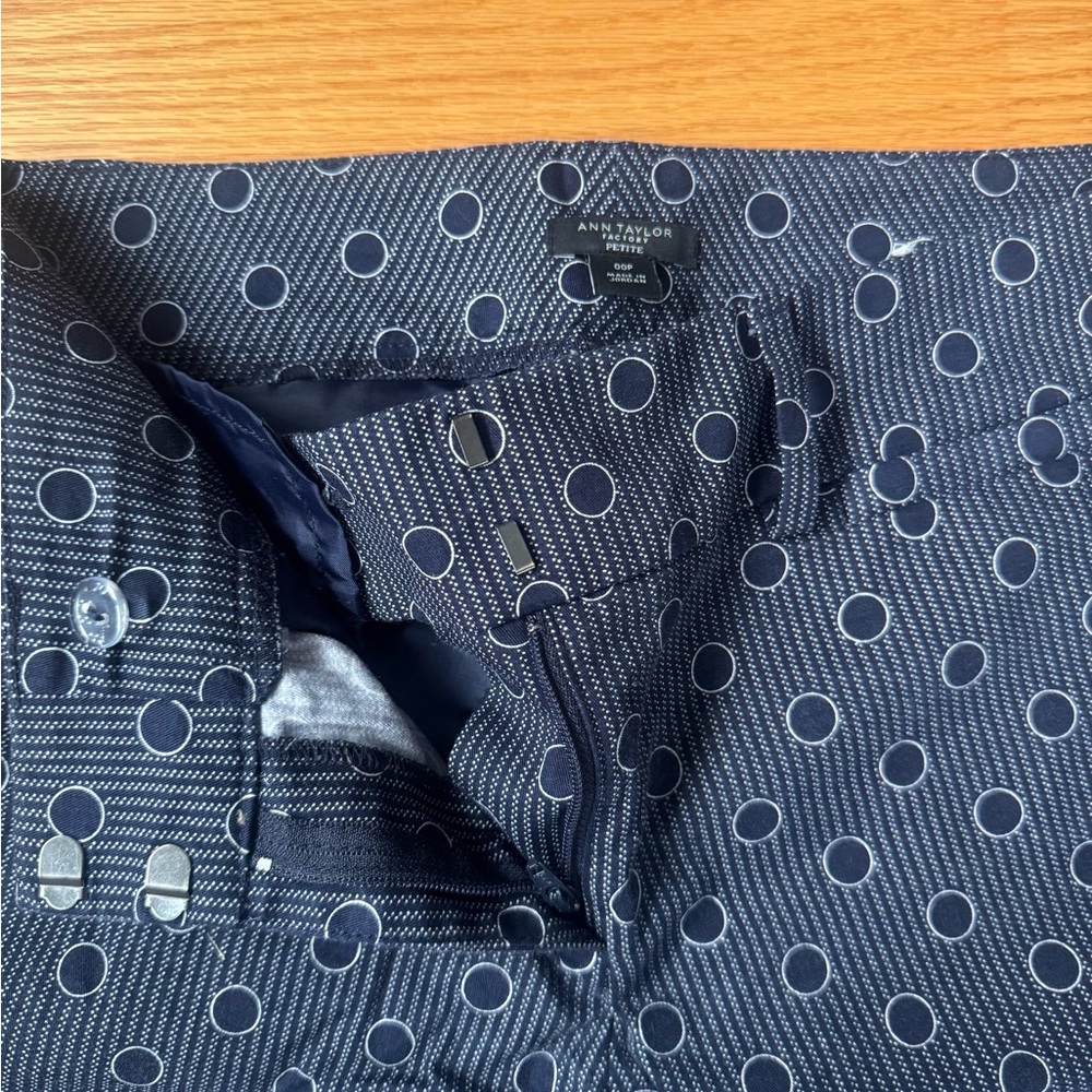 ANN TAYLOR Slacks - Picture 2 of 4